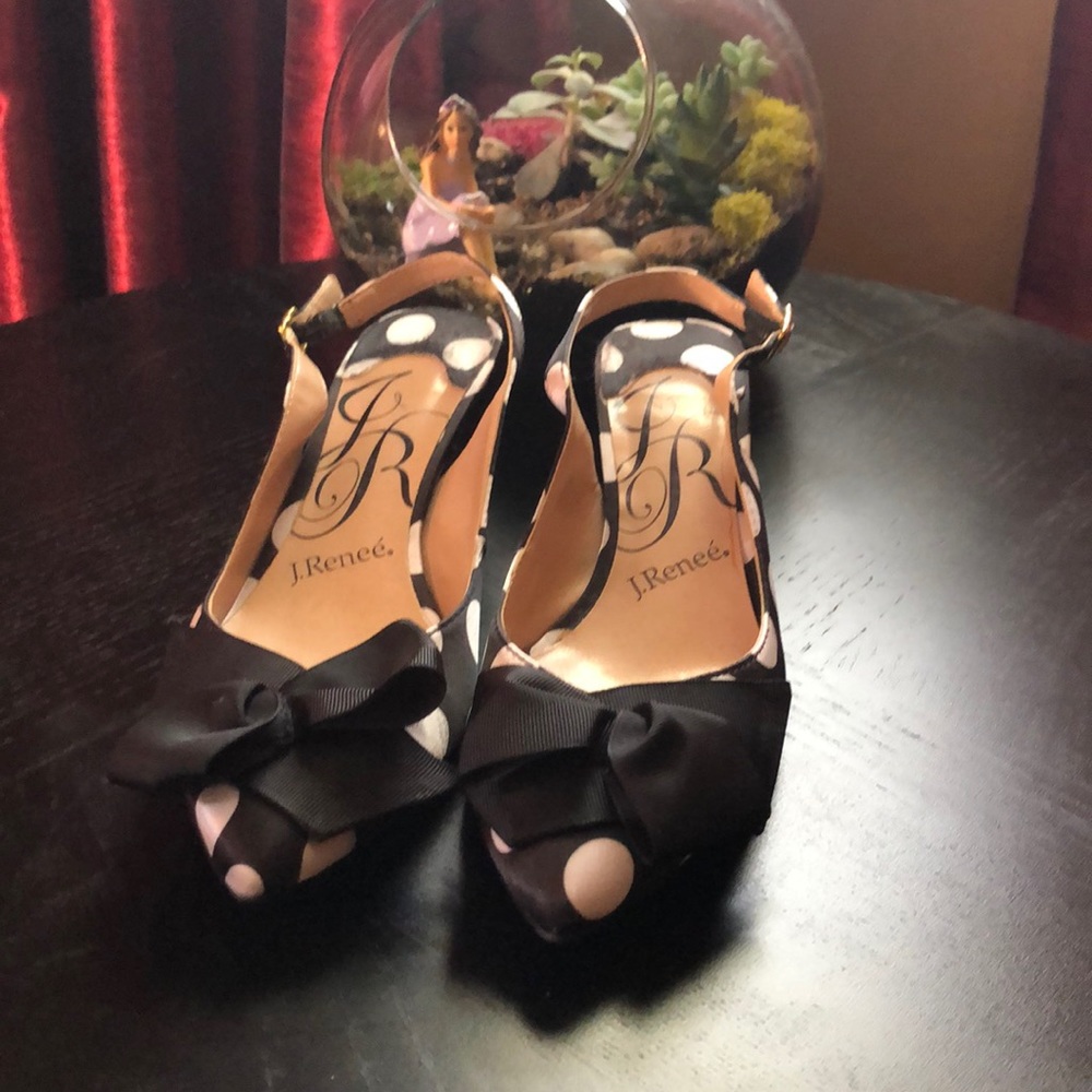 Women heels, about 2 inches high .silk top